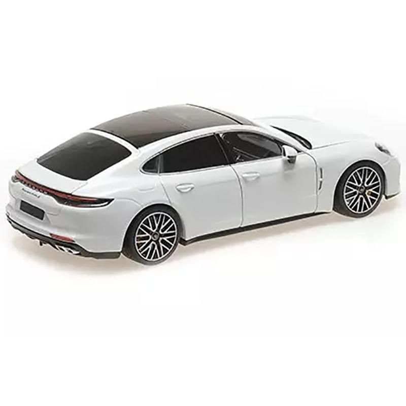 2020 Porsche Panamera Turbo S White Metallic with Black Top "CLDC Exclusive" Series 1/18 Diecast Model Car by Minichamps, 4 of 5