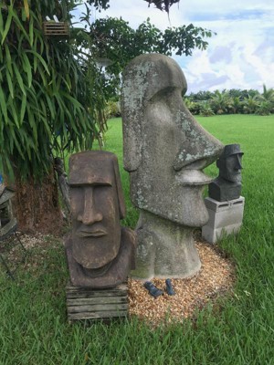 Design Toscano Easter Island Ahu Akivi Moai Monolith Statue: Large