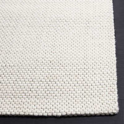 Ivory Braided Hand-Tufted Wool Blend 5' x 8' Area Rug