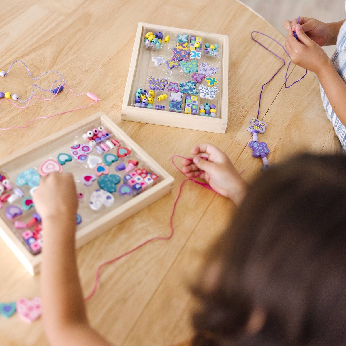 Melissa & Doug Sweet Hearts and Butterfly Friends Bead Set of 2 - 250+ Wooden Beads - thumbnail 7