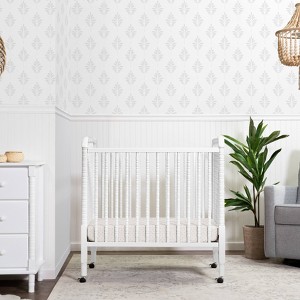 DaVinci Jenny Lind 3-in-1 Convertible Mini Crib - 1 of 4