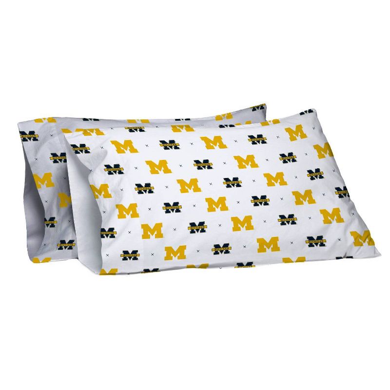 NCAA Michigan Wolverines Small X Queen Sheet Set, 3 of 4