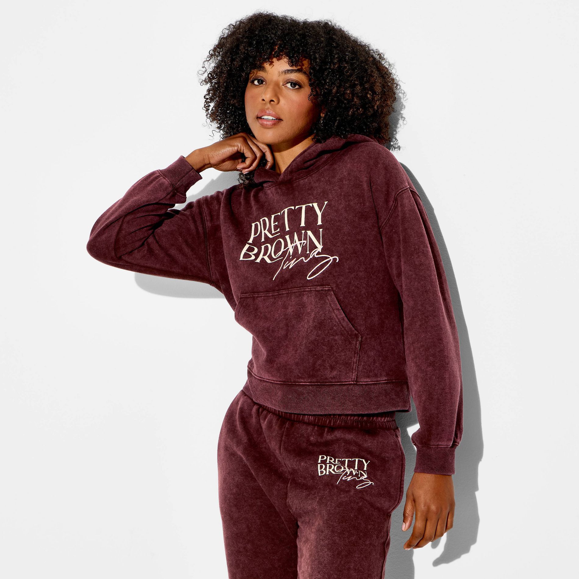 Women's Pretty Brown Ting Fleece Graphic Hooded Sweatshirt - Brown