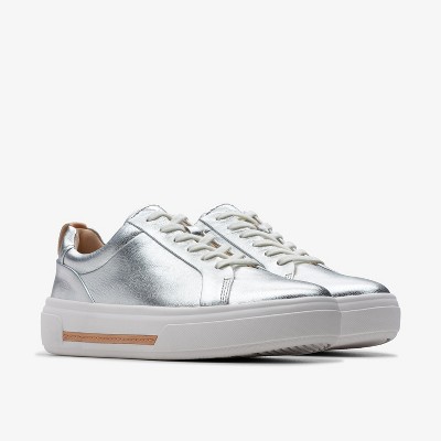 Женские кроссовки Clarks Womens Hollyhock Walk Silver Leather Sneakers 7.5 Medium — фото 5