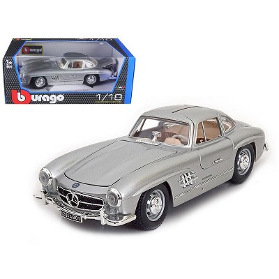 1954 Mercedes Benz 300SL Gullwing Silver 1/18 Diecast Model Car by Bburago