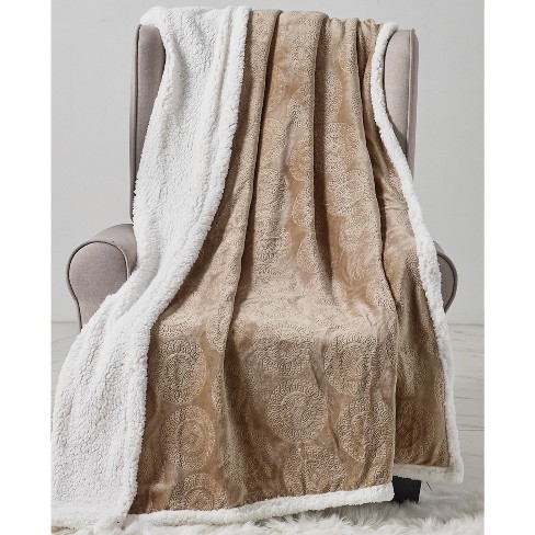 Sheridan Ultra Warm and Comfortable Caesar Emblem Faux Shearling Throw 50" x 60" - image 1 of 4