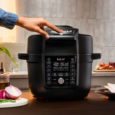 Instant Pot hot Duo Crisp Ultimate Lid, 13-in-1 Air Fryer and Pressure Cooker Combo