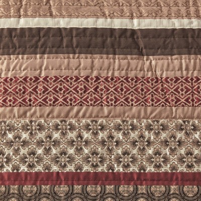 King Red Cotton Reversible Jacquard Quilt Set
