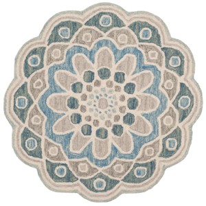 Novelty NOV101 Hand Tufted Indoor Rugs - Safavieh - 1 of 3