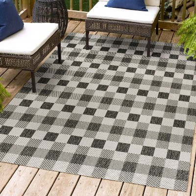 Darcy Traditional Geometric Bold Gingham Indoor/Outdoor Area Rug - JONATHAN Y