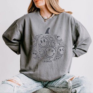Simply Sage Market S.W.Smiley Pumpkin Outline Lightweight Garment Dyed Sweatshirt - 1 of 3