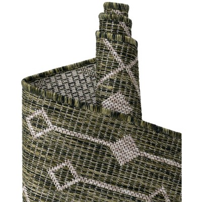 Green and Gray Oval Trellis Outdoor Rug