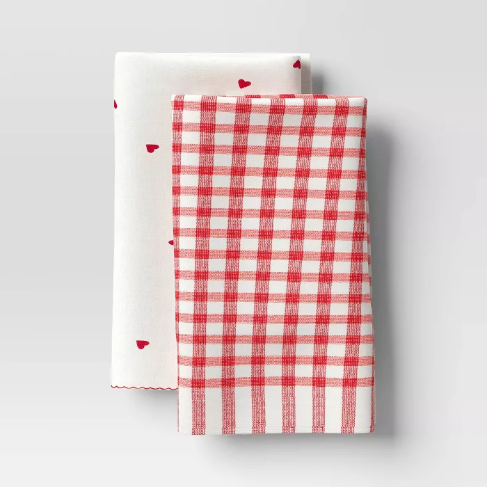 2pk Valentine's Day Small Heart Kitchen Towels - Threshold™ : Target