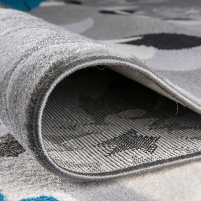 Elegant Floral Blue 5' x 7' Easy-Care Synthetic Area Rug