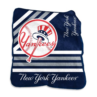 MLB New York Yankees Raschel Throw Blanket