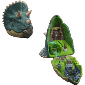 Jurassic World Micro Adventure Triceratops Head Playset, Multiple