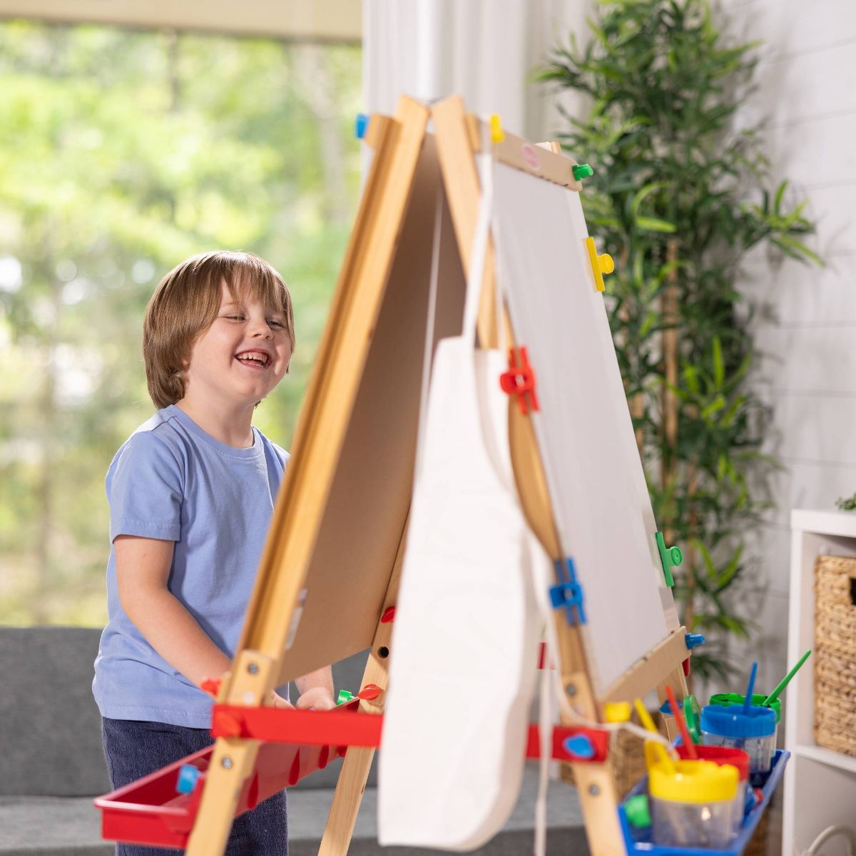 Melissa & Doug Deluxe Standing Art Easel - Dry-Erase Board, Chalkboard, Paper Roller - thumbnail 7