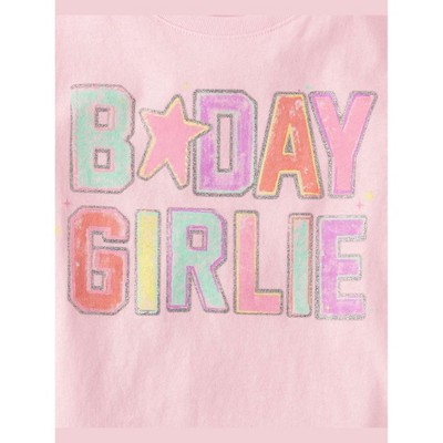 The Children's Place Girls Short Sleeve B-Day Girlie Graphic Tee Pink M (7/8) — фото 2