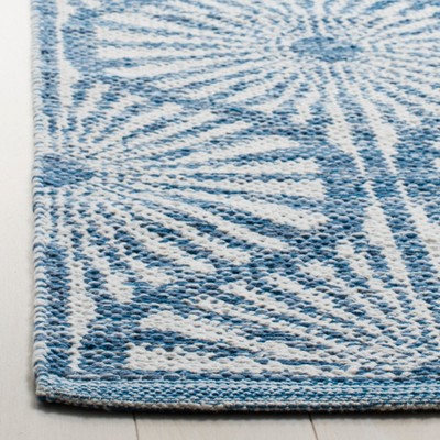 Coastal Charm Ivory and Blue Handwoven Cotton Blend 5' x 8' Rug