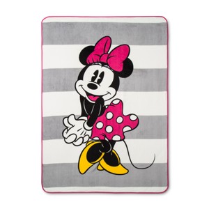 Mickey Mouse & Friends Minnie Mouse Pink & White Bed Blanket (Twin), Pink White