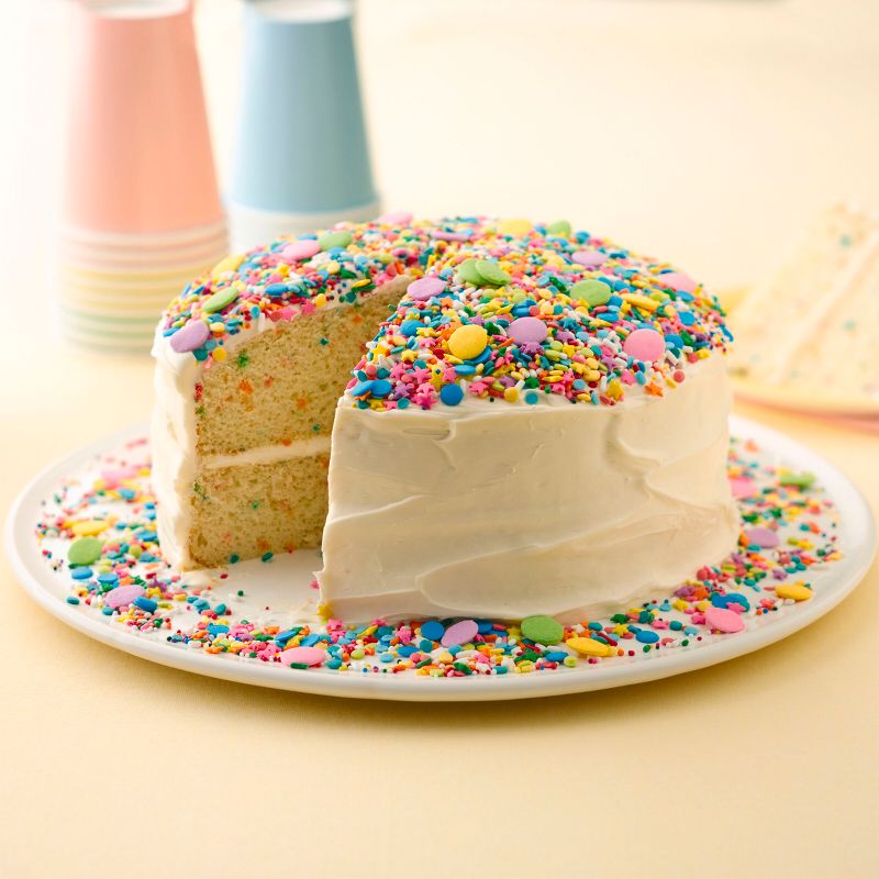 Betty Crocker Delights Rainbow Chip Super Moist Cake Mix - 13.25oz, 3 of 10
