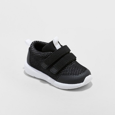boys black sneakers