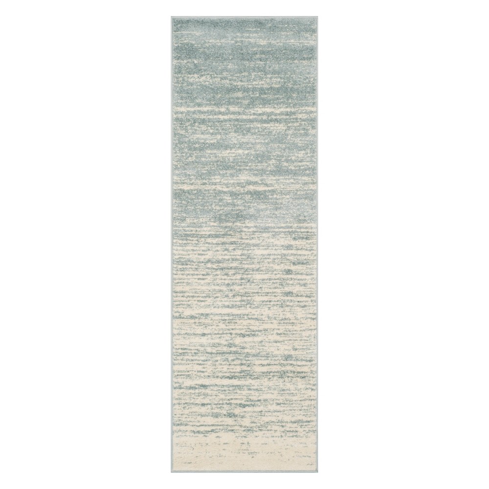 2'6inx10' Runner Ombre Design Slate/Cream - Safavieh