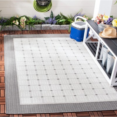 Bermuda Gray and Ivory 3' x 5' Synthetic Area Rug