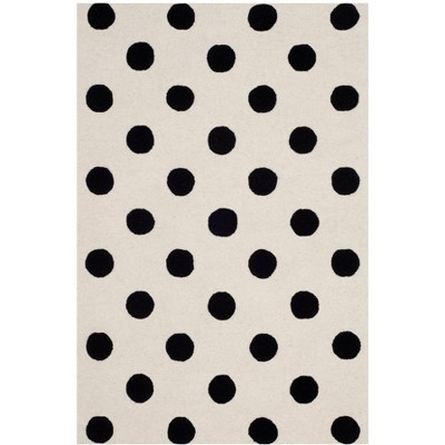 Safavieh Kids Polka Dots SFK904 Hand Tufted Indoor Rugs - Safavieh