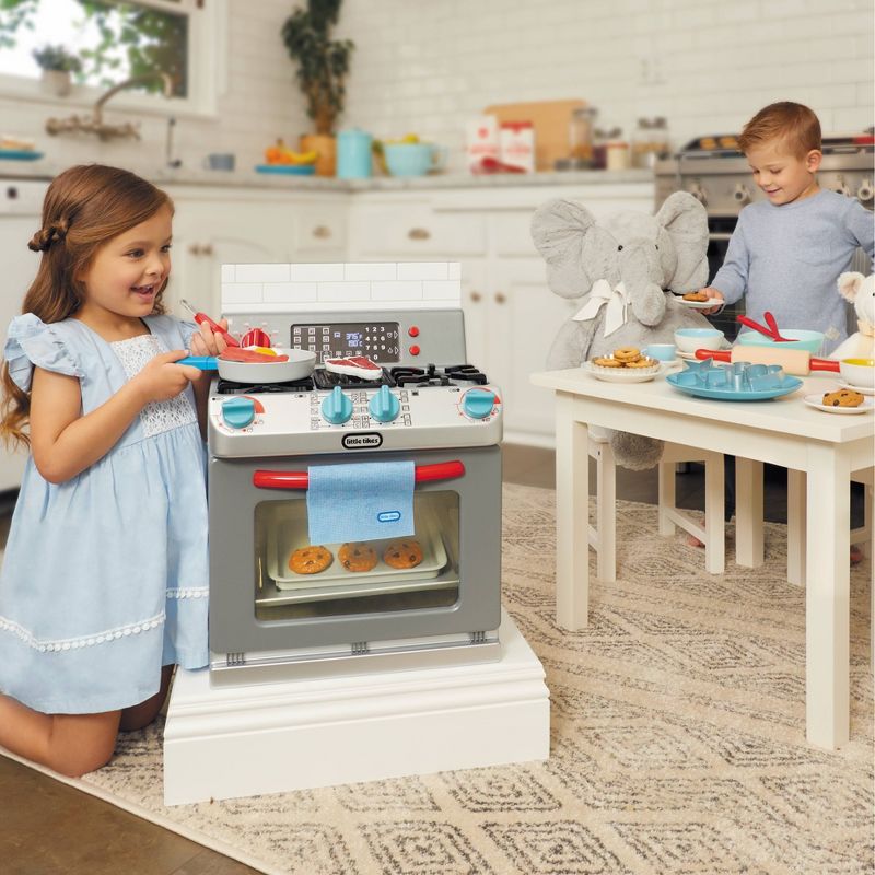 Little Tikes First Oven Realistic Pretend Play Appliance, 4 of 14