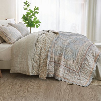 Natural Reversible Full Microfiber Quilt Set with Shams