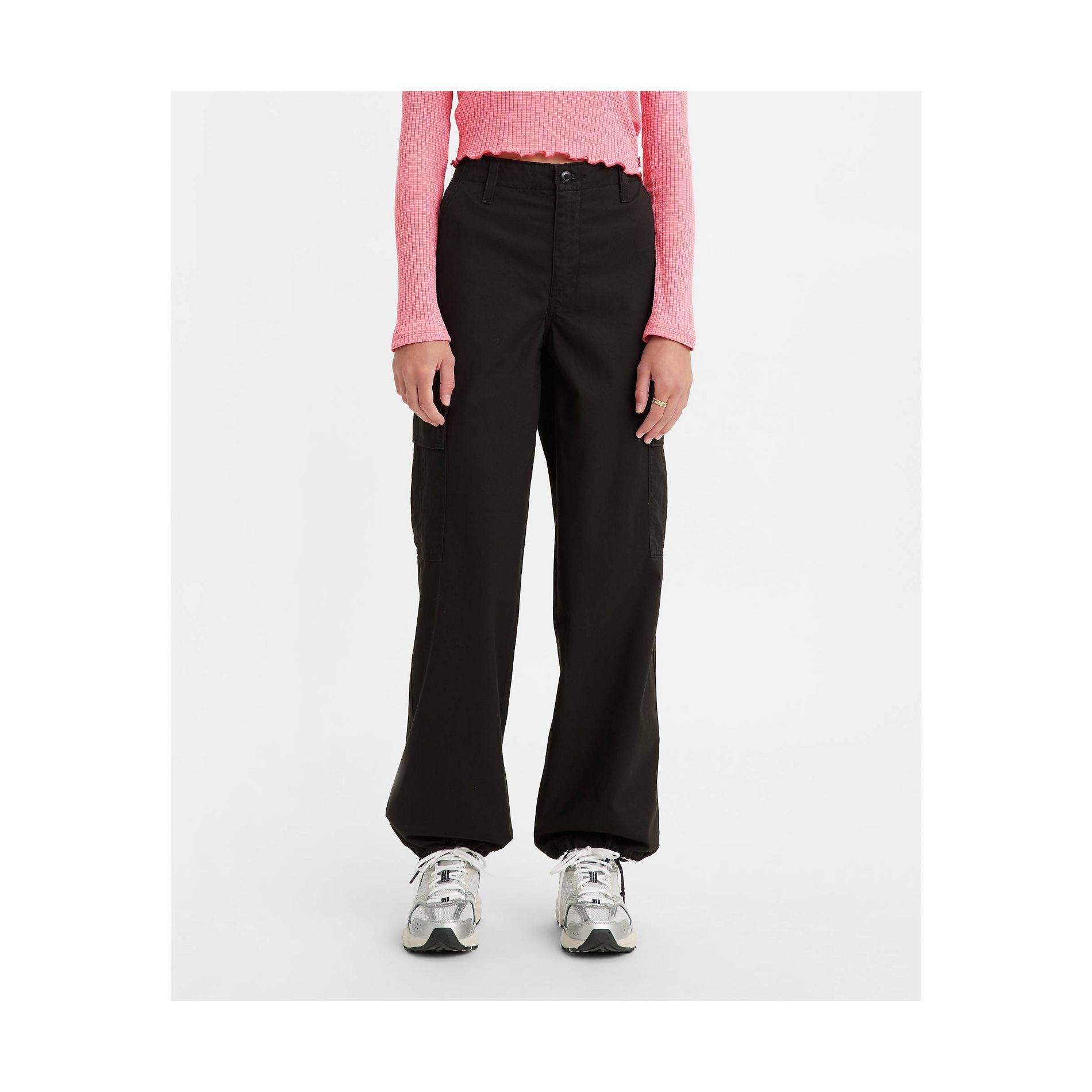 Levi's® Women's Mid-Rise 94's Baggy Cargo Wide Leg Jeans
