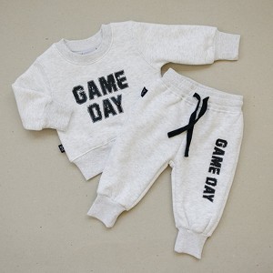 Kids Game Day Sports Fleece Jogger Set - Olive + Scout - 1 of 4