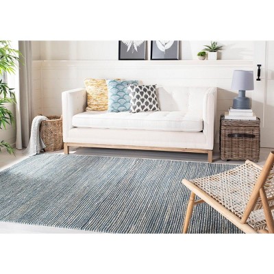 Handmade Marbella Round Blue/Ivory Wool Blend Area Rug, 5&#039; x 8&#039;
