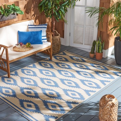 Coastal Charm Blue & Cream Geometric Indoor/Outdoor Rug, 3' x 5'