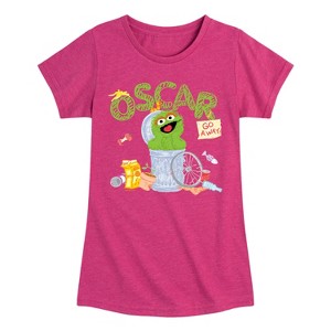 Girls' - Sesame Street - Oscar Fitted Short Sleeve Graphic T-Shirt - 1 of 4