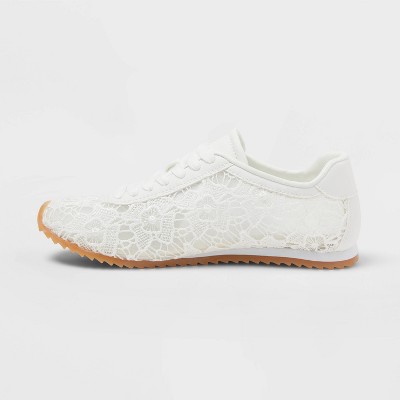Женские кроссовки Universal Thread Women's JoJo Sneaker - Universal Thread™ White 6.5 — фото 2