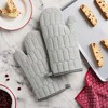 MARTHA STEWART Honeycomb Quilted Chambray Oven Mitt 2-Pack Set - 4 of 4