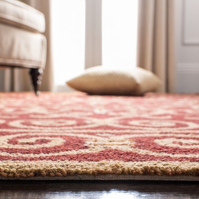 Ivory and Burgundy Hand-Hooked Wool Area Rug, 2'6" x 4'