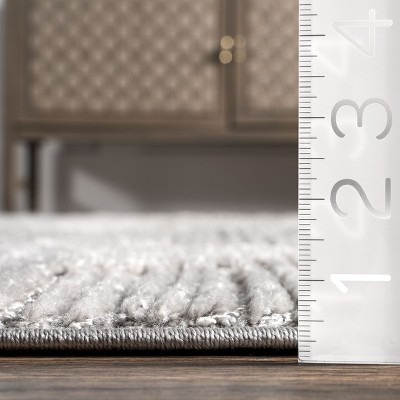 Light Grey Geometric Synthetic 7x9 Tasseled Area Rug