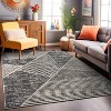 World Rug Gallery Contemporary Distressed Geometric Indoor Area Rug - 2 of 4