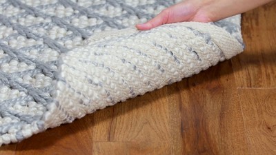 Ivory and Silver Hand-Tufted Wool Blend 6' Square Area Rug