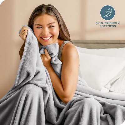 Light Grey Microplush Fleece Throw Blanket for All Seasons