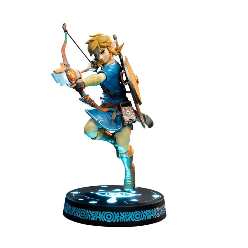 First 4 Figures The Legend of Zelda: Breath of the Wild - Link 10&#34; PVC Statue Collector&#39;s Edition, 1 of 14