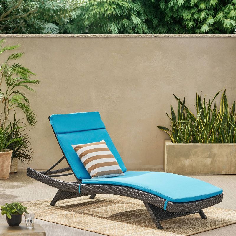 Salem Gray Wicker Adjustable Chaise Lounge - Blue - Christopher Knight Home, 4 of 6