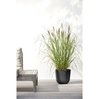 Dark Gray Round Recycled Plastic Indoor/Outdoor Planter