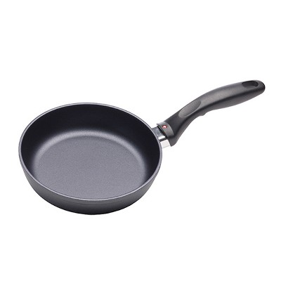 PRO Fusion 8 in Aluminum Nonstick Fry Pan - Satin