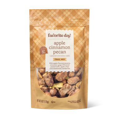 Fall Harvest Apple Cinnamon Pecan Flavored with Other Natural Flavors Trail Mix - 6oz - Favorite Day™