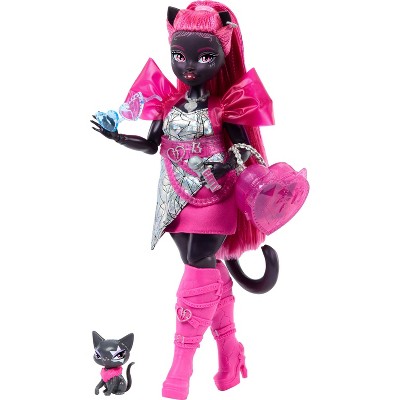 Monster High 12.7" Catty Noir Fashion Doll Pink Hair/Pink Eyes with Pet Cat Amulette and Accessories