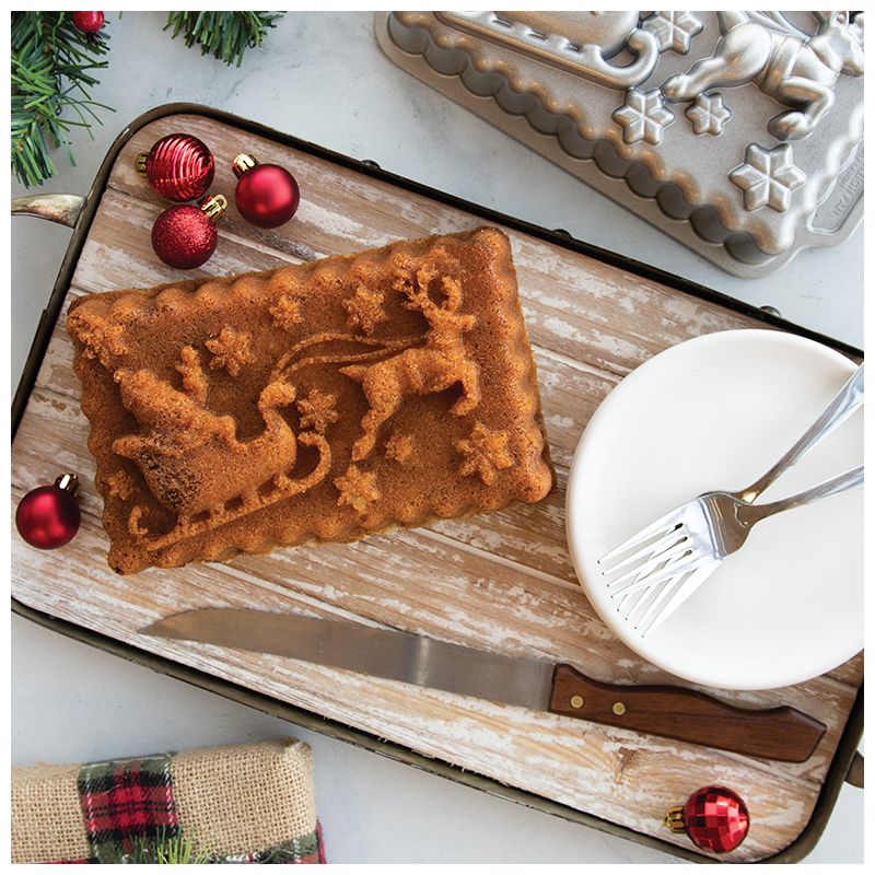 Nordic Ware Santa's Sleigh Loaf Pan, 3 of 8